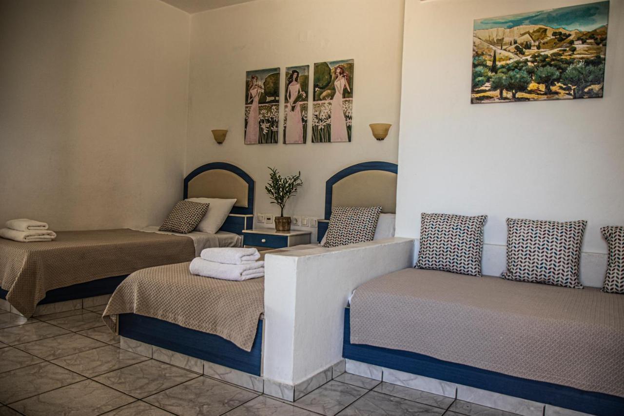Castri Village Hotel Palekastro Exterior photo