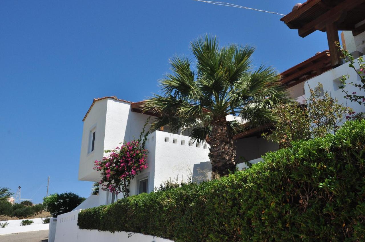 Castri Village Hotel Palekastro Exterior photo