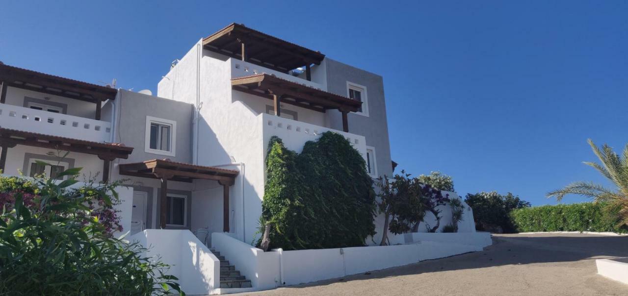 Castri Village Hotel Palekastro Exterior photo