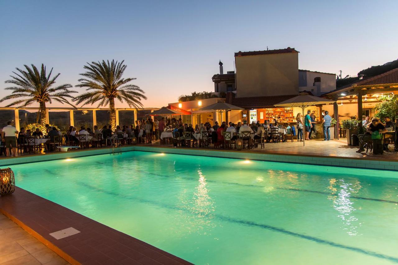 Castri Village Hotel Palekastro Exterior photo